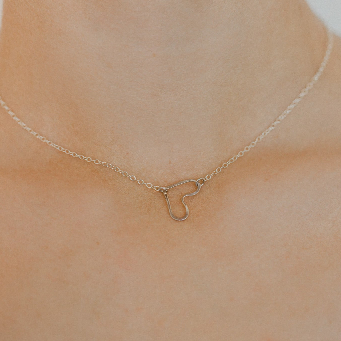 Lucy Necklace – Teressa Lane