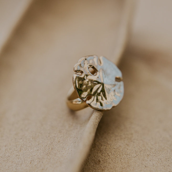 textured gold sand dollar cocktail ring