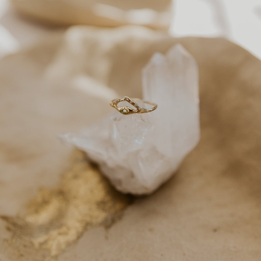 14k gold ring with diamonds 