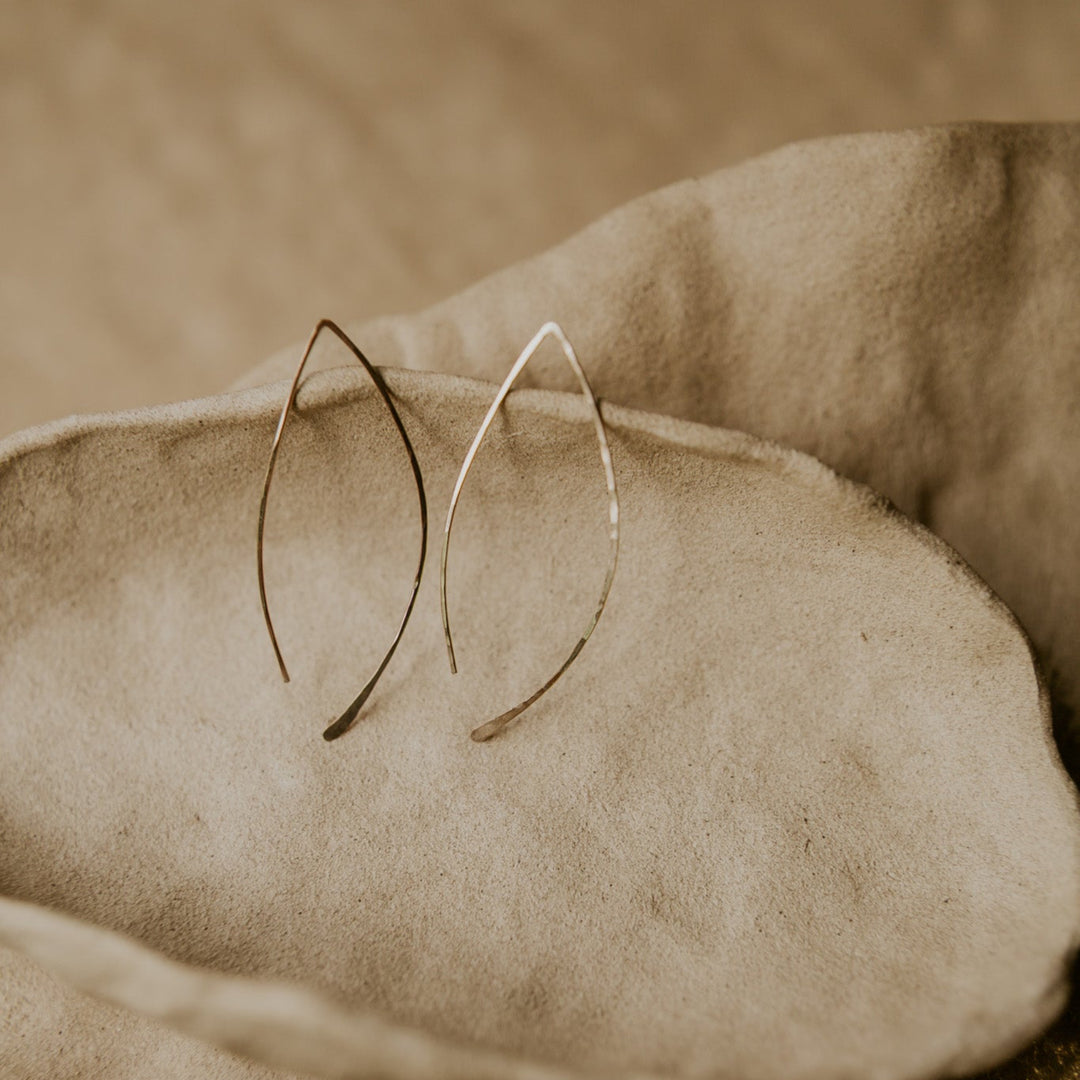 14k gold fill this leaf threader earrings