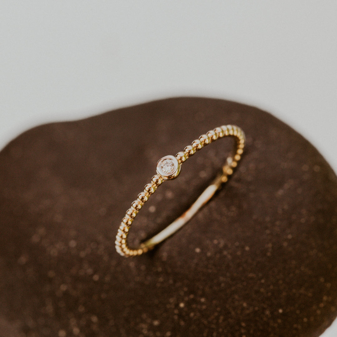 Single Diamond Holly Ring