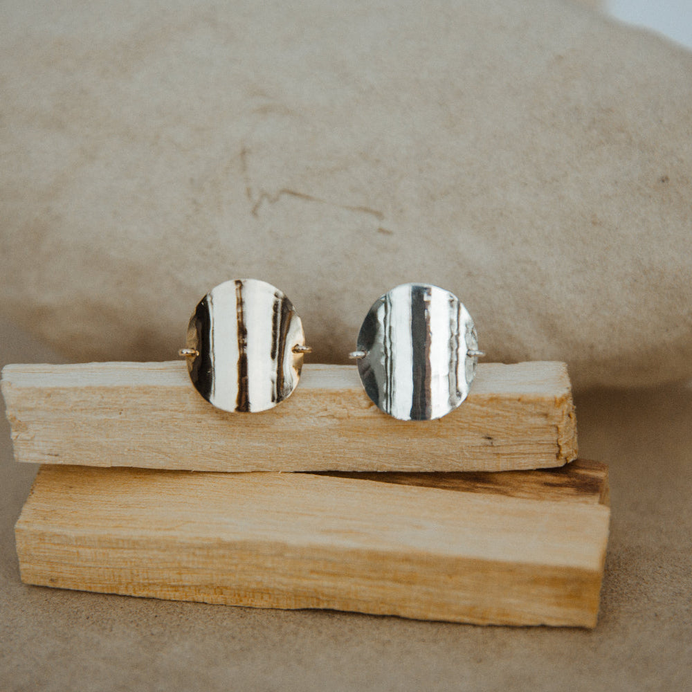 Teressa Lane Jewelry Katie Ring for women in gold and silver with hammered textured design