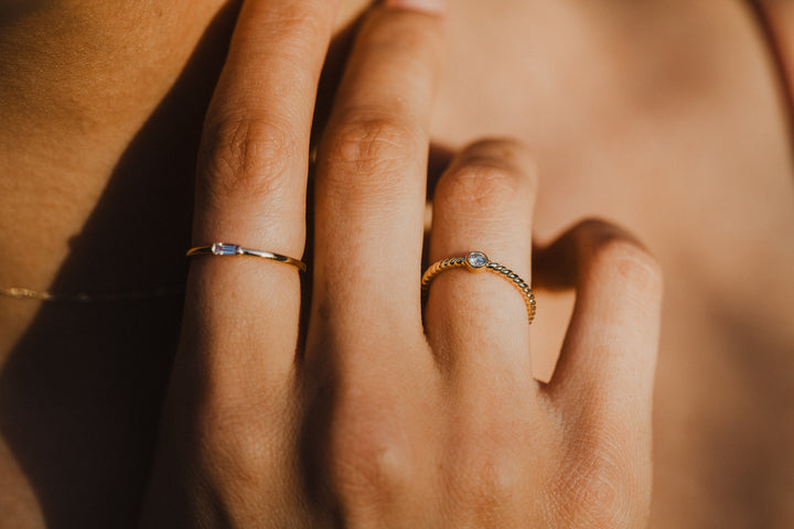 Single Diamond Holly Ring