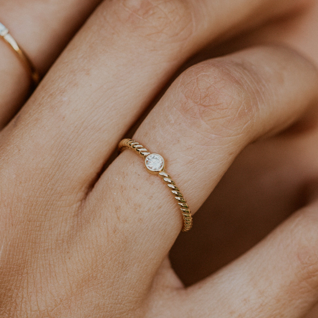 Single Diamond Holly Ring